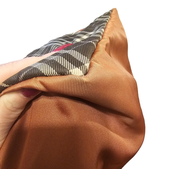 Burberry Blue Label XL Mauve Tote & COA - Picture 11 of 14